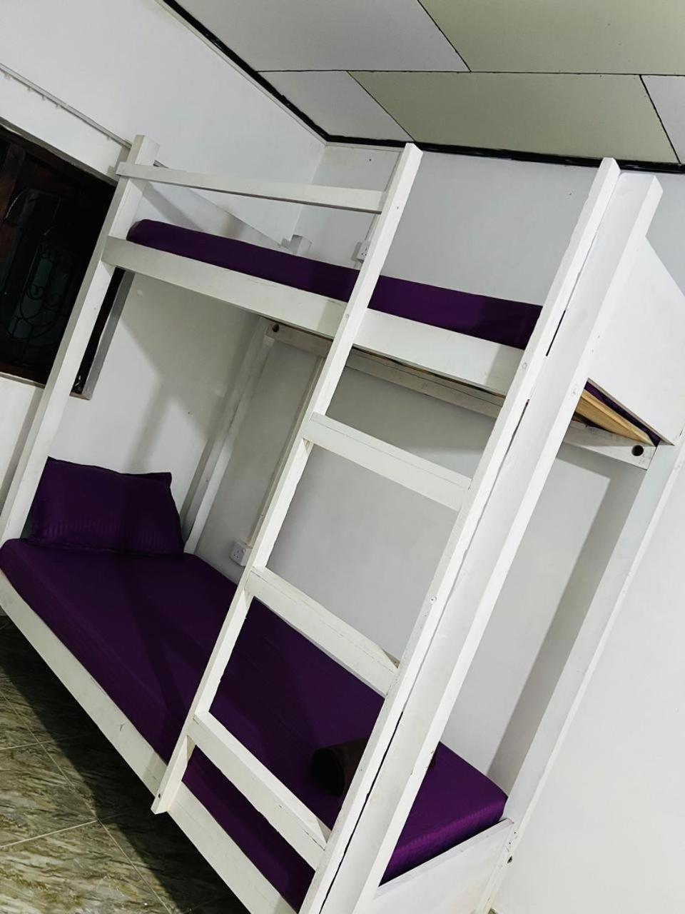 Honey Beach Hostel 니곰보 외부 사진