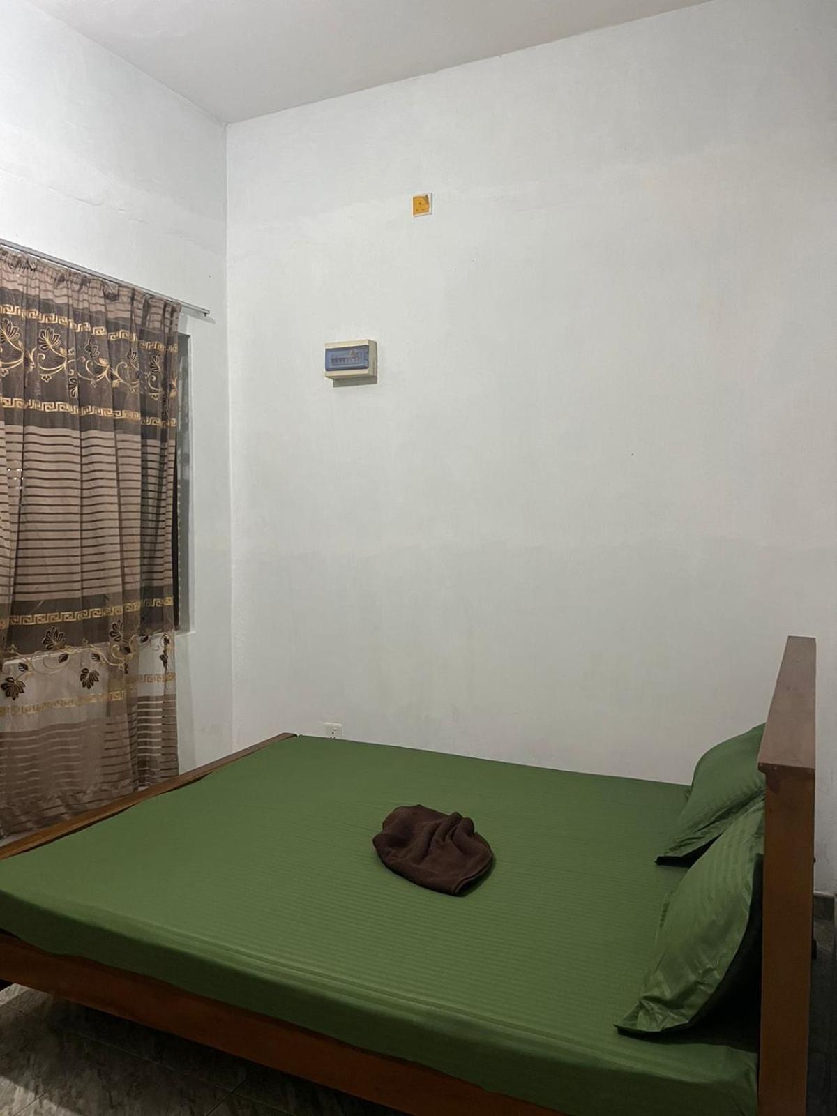 Honey Beach Hostel 니곰보 외부 사진
